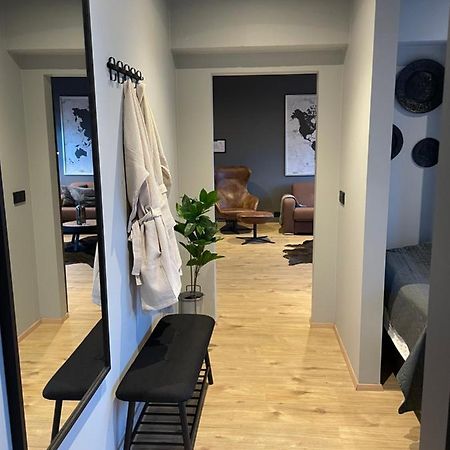 Lovely Apartment With Hot Tub Access Akureyri Exterior photo
