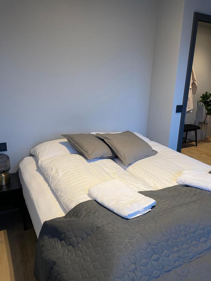 Lovely Apartment With Hot Tub Access Akureyri Exterior photo